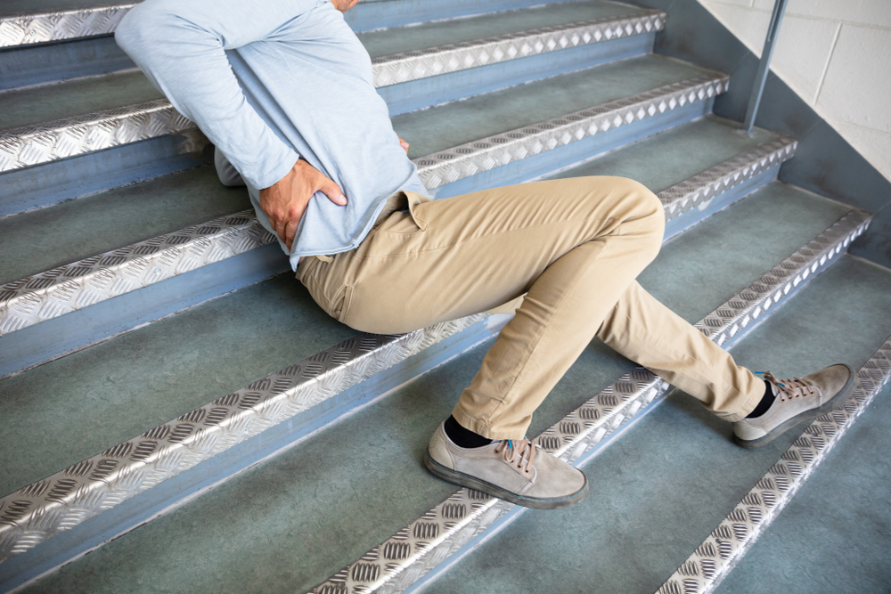 Man slipped on stairs